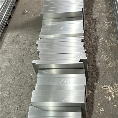 Plastik Mwazi Steel